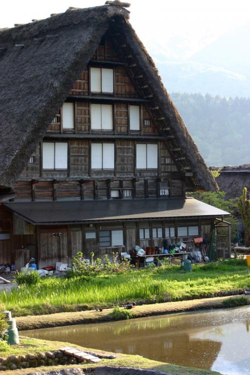 新緑の世界遺産 白川郷 8