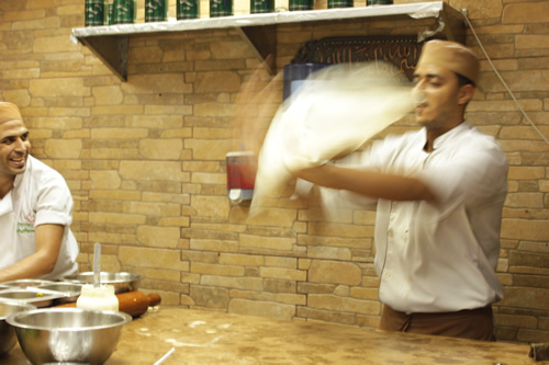 怖くないです。ほんとはにこやかです。