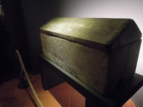 聖シルヴェストロの棺