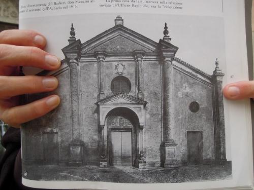 修復前のシルヴェストロ教会ファサード