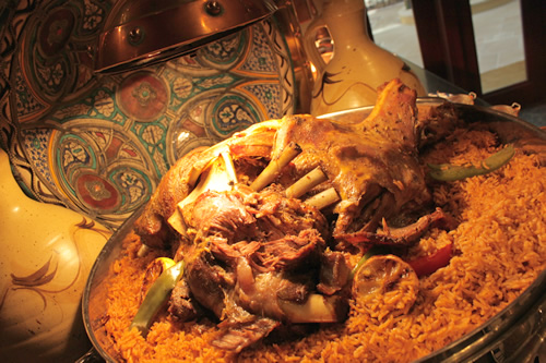 たぶん羊肉onサフランライス