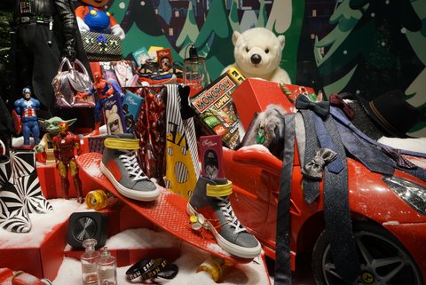 プランタンのクリスマス・ショー・ウィンド