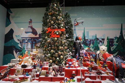 プランタンのクリスマス・ショー・ウィンド