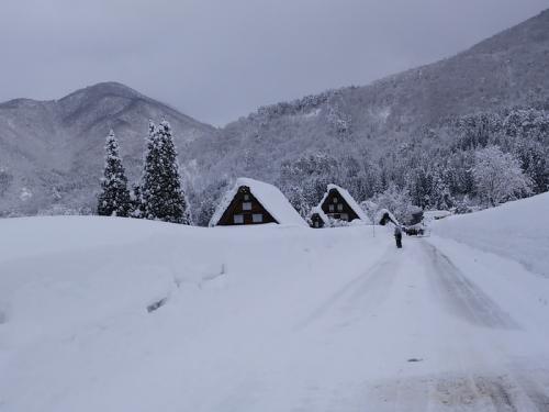 感動の冬に巡り会う旅 〜白川郷〜 3