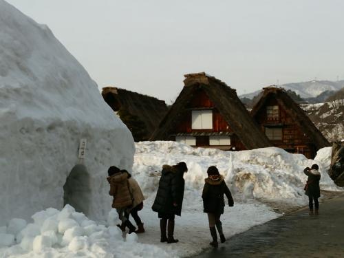 温泉でリフレッシュ♪絶景 白川郷 ?