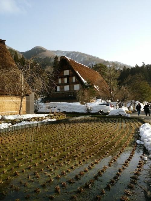 気ままな一人旅 白川郷☆温泉入るにも 8