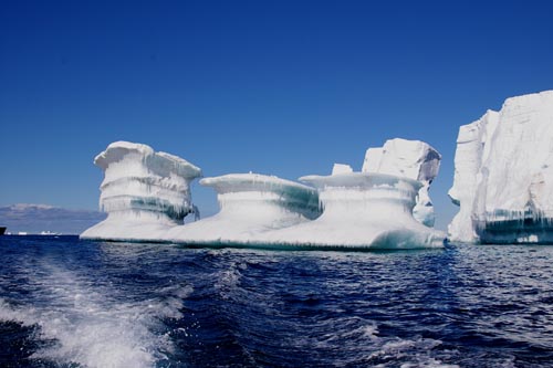 氷河は自然の芸術作品