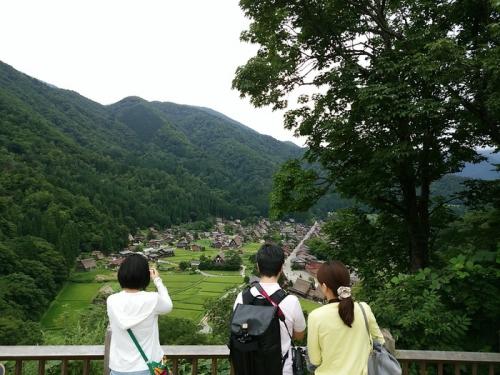 少しずつ暑さが和らぐこの季節!白川郷へ2