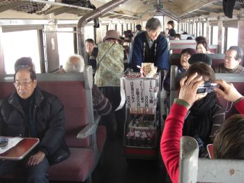 ストーブ列車車内販売
