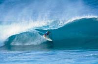 ノースショアサーフィン