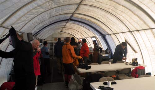 パトリオットヒルズ メインテント