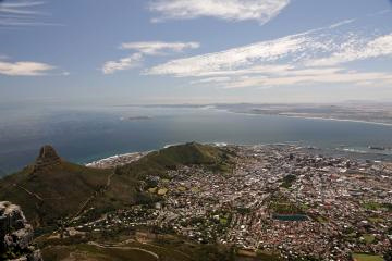 6テーブルマウンテンから見た町