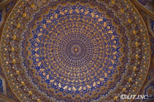 ティラカリメドレセ天井