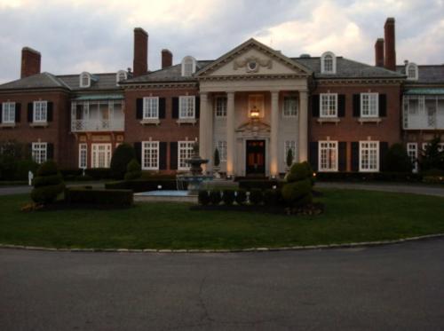 Glen Cove Mansion