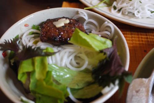 ブンチャーの麺