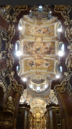 教会のバロック天井