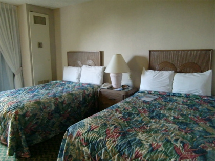 ヒロハワイアンホテル、こんな感じです