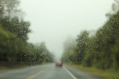 キラウェアへ向かう途中どしゃ降りの雨！