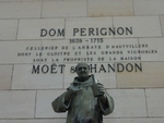 ドン・ペリニョン像