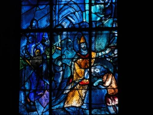 シャガールの画くクロービスの聖別