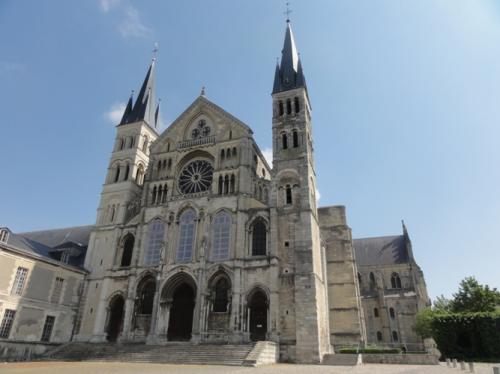 レミ聖堂ファサード