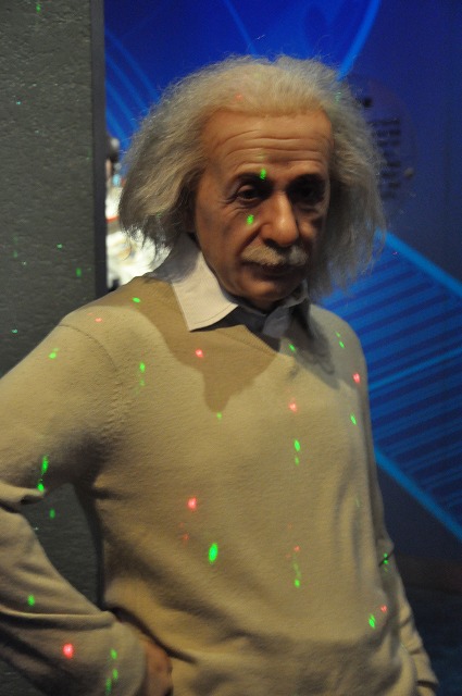 アダム・ダッソー蝋人形館7