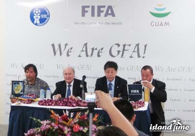 FIFA会長来グ!サッカーグランド完成!