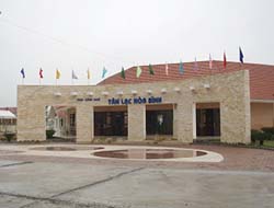 ホアビンに「道の駅」オープン