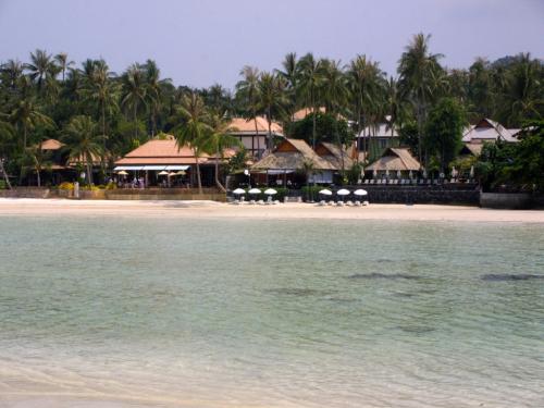 チャウエンビーチ北 海の中から