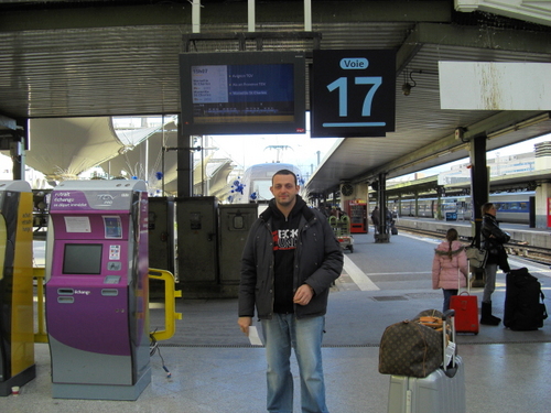TGV３