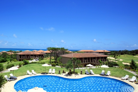 クラブハウス棟プール