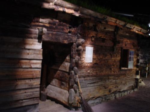 着替え用の小屋