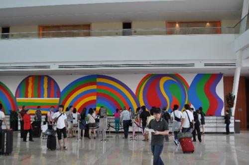 マリーナ、フロント