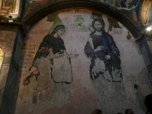 巨大な聖母とキリスト、そして奉納者