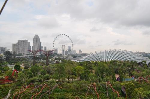 ガーデン、スカイウェイ