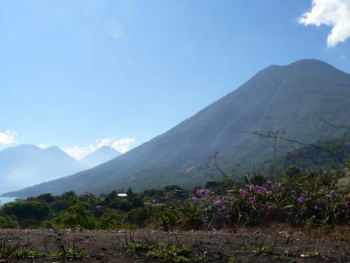 ボルカンサンペドロ