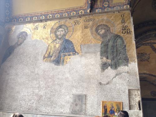 タイルのはげたキリスト