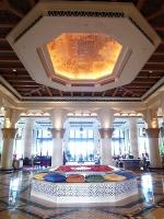 マディナ:ロビー