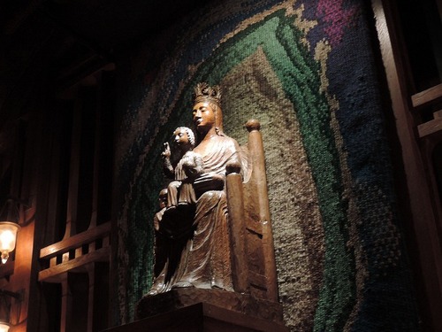 伝説の聖母子像