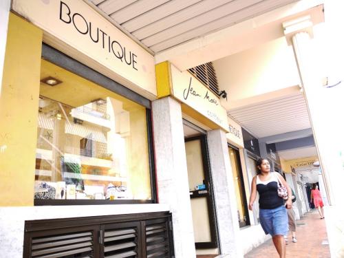 ヌメアショッピング