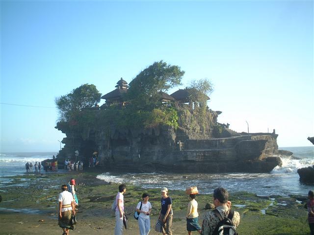 タナロット寺院 バリ島のおすすめ観光地 名所 現地を知り尽くしたガイドによる口コミ情報 トラベルコ