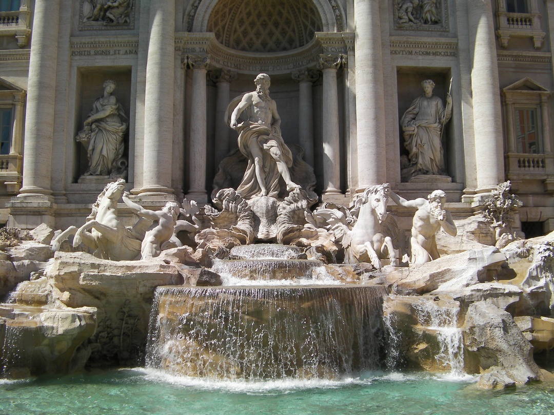 トレヴィの泉 ローマのおすすめ観光地 名所 現地を知り尽くしたガイドによる口コミ情報 トラベルコ