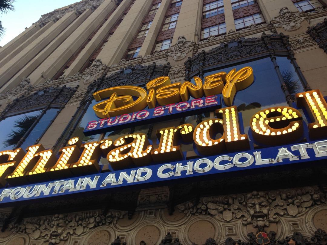 ギラデリ ソーダファウンテン チョコレートショップ ディズニーストア ロサンゼルスのおすすめグルメ 食事 現地を知り尽くしたガイドによる口コミ 情報 トラベルコ