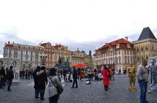 旧市街広場 プラハのおすすめ観光地 名所 現地を知り尽くしたガイドによる口コミ情報 トラベルコ