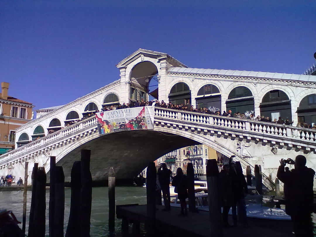 リアルト橋 ベネチアのおすすめ観光地 名所 現地を知り尽くしたガイドによる口コミ情報 トラベルコ