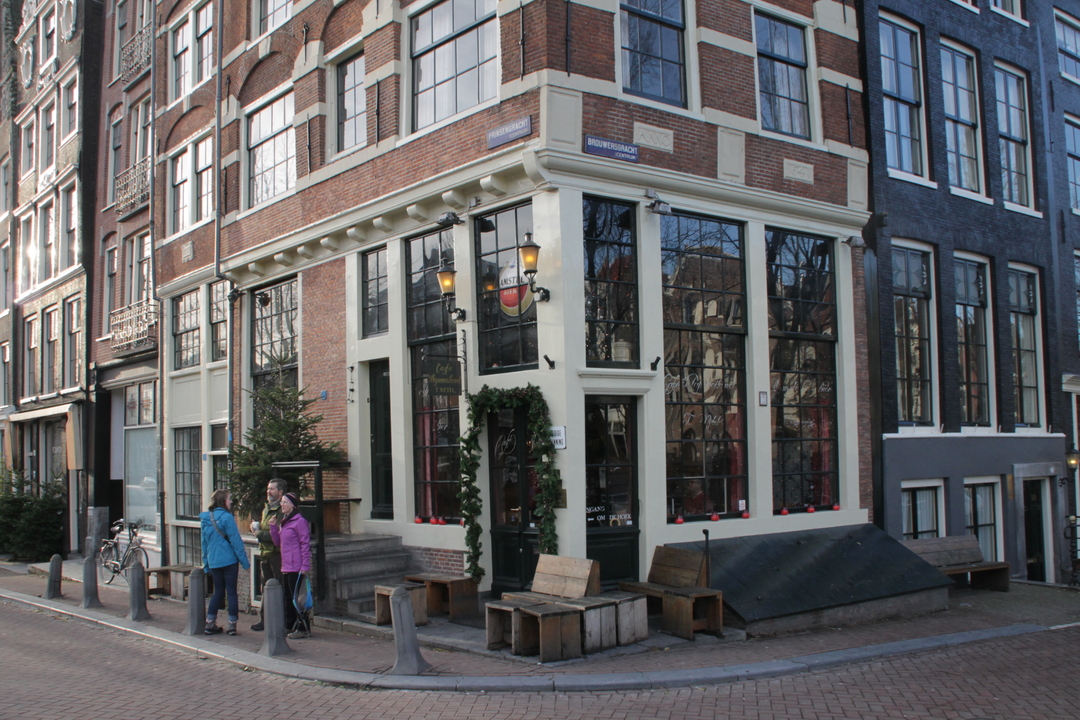 カフェ パーペンアイランド アムステルダムのおすすめグルメ 食事 現地を知り尽くしたガイドによる口コミ情報 トラベルコ