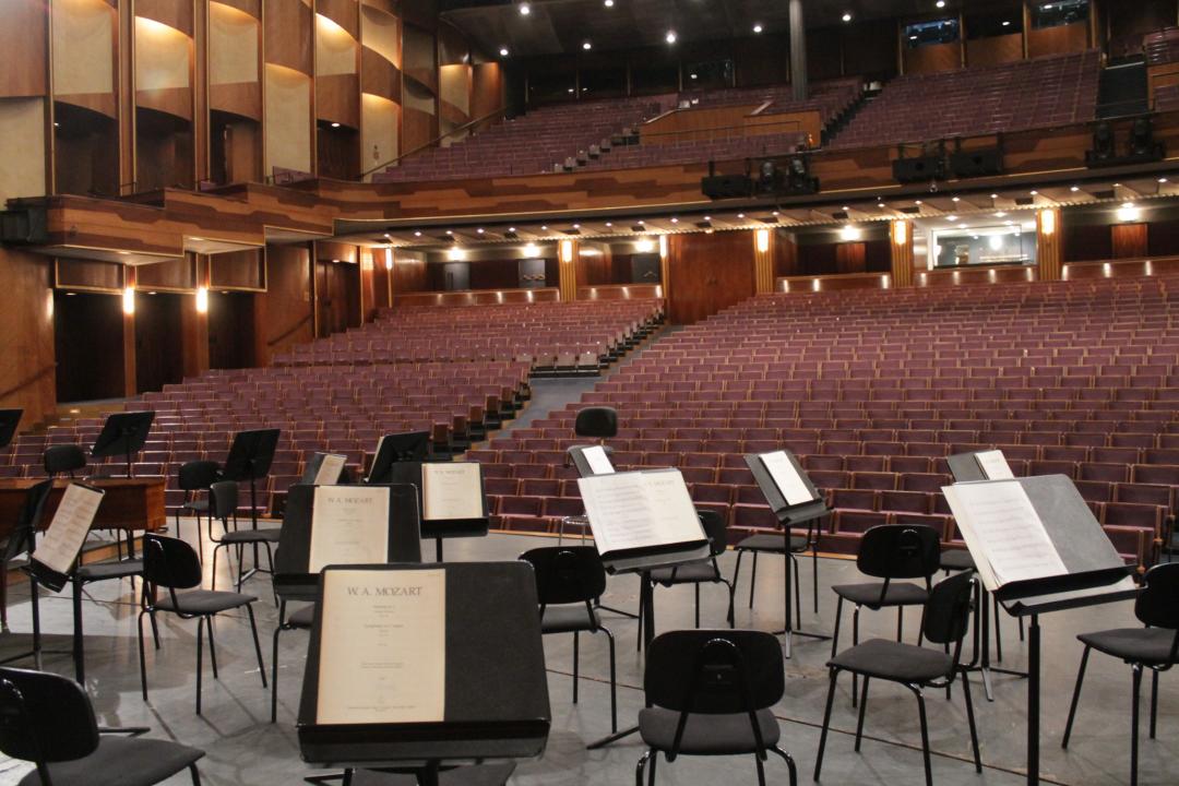 ザルツブルク祝祭大劇場 Großes Festspielhaus JapaneseClass.jp