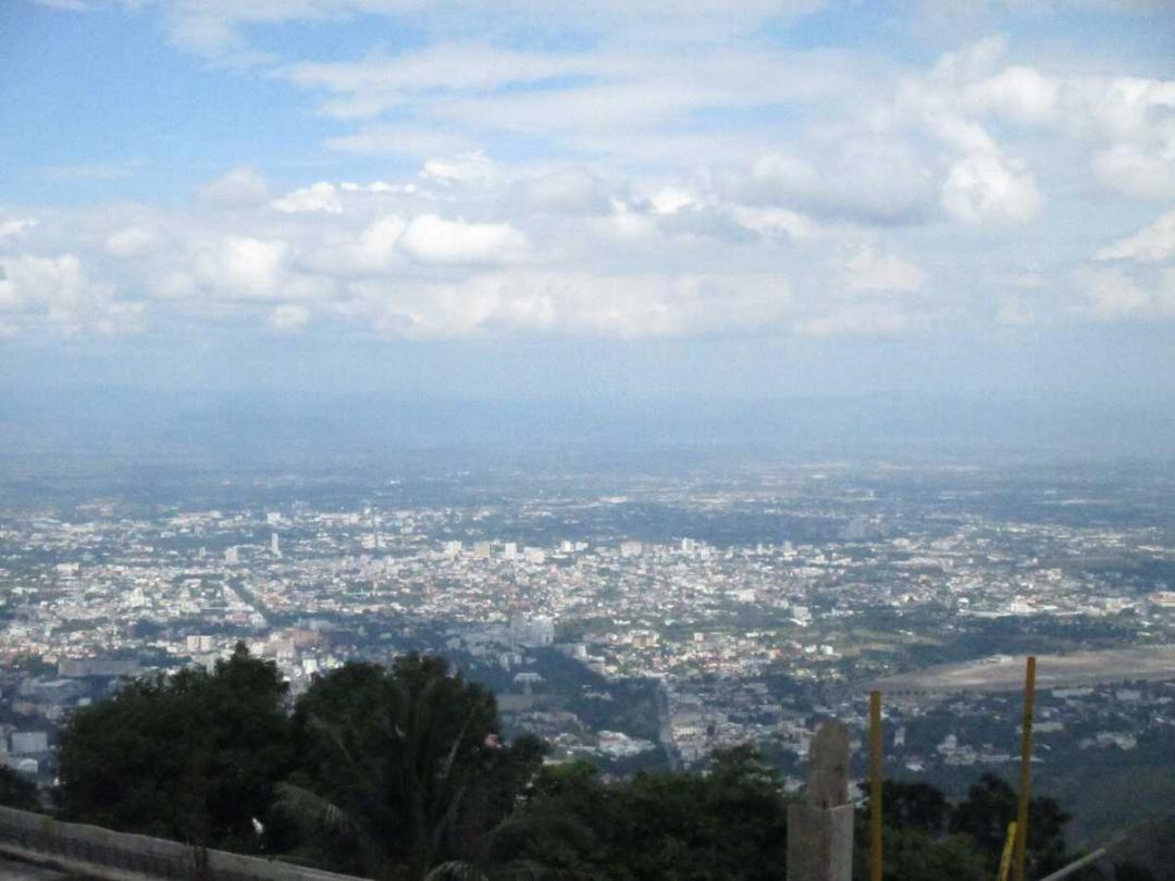 ワット プラ タート ドイ ステープ チェンマイのおすすめ観光地 名所 現地を知り尽くしたガイドによる口コミ情報 トラベルコ