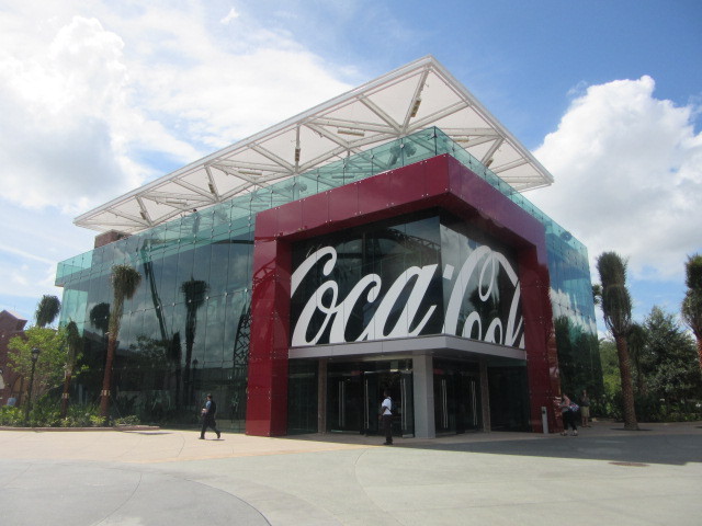 コカ コーラ ディズニー スプリングス店 オーランドのおすすめショッピング お土産 買い物スポット 現地を知り尽くしたガイドによる口コミ情報 トラベルコ