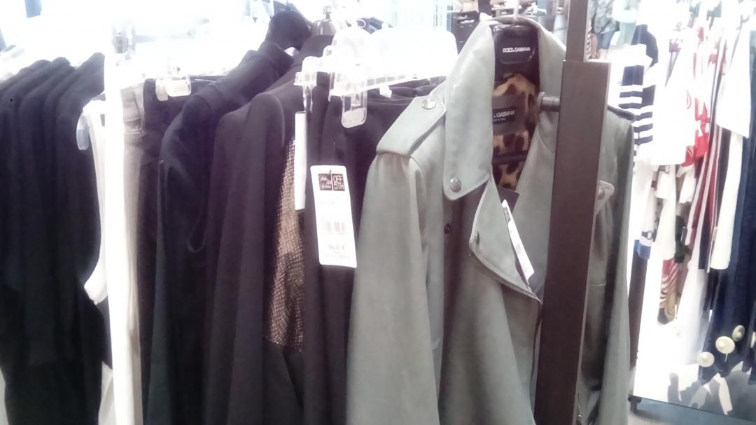 Saks Fifth Avenue サックスフィフスアベニュー  ミンク　帽子 Saks Fifth Avenue（サックス・フィフス・アベニュー）のご紹介